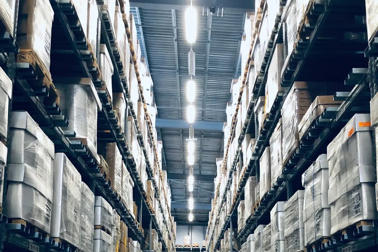 Interior de la bodega · Bodega en venta en Los Almendros, Guatapé